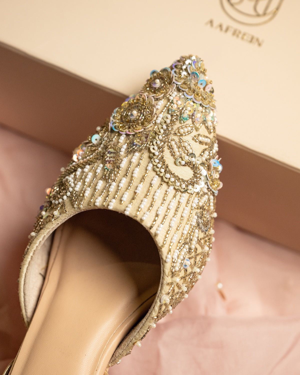 Jiya (Heels)