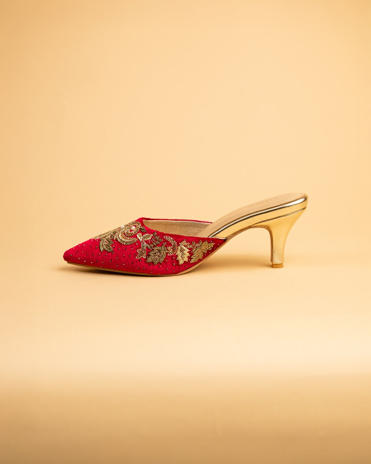 Mira (Heels)