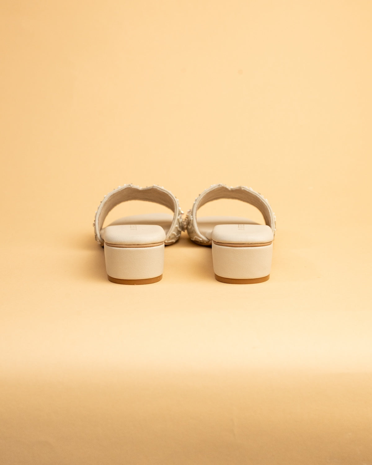 Elena (Flats)